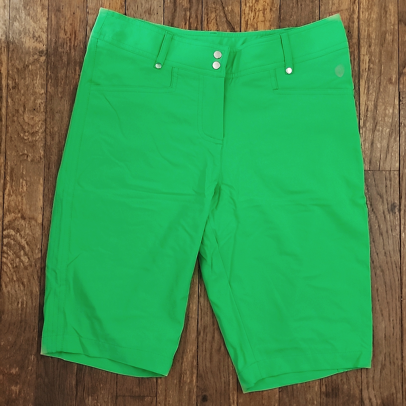 Nwot Neon Green Divot Golf Bermuda Shorts Small Nwot Neon Green Divot Golf Bermuda Shorts Small